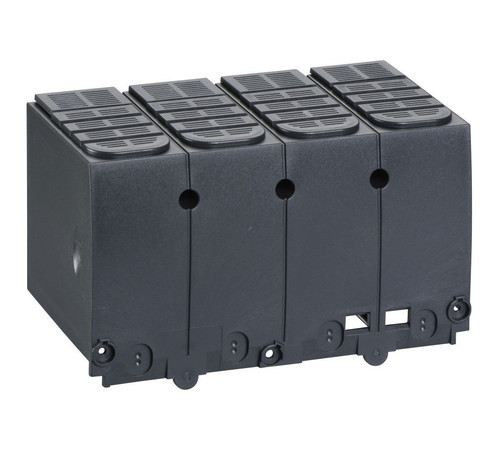 1 ДЛИННАЯ КЛЕМ. ЗАГЛУШКА ДЛЯ 4P (NSX400/630)